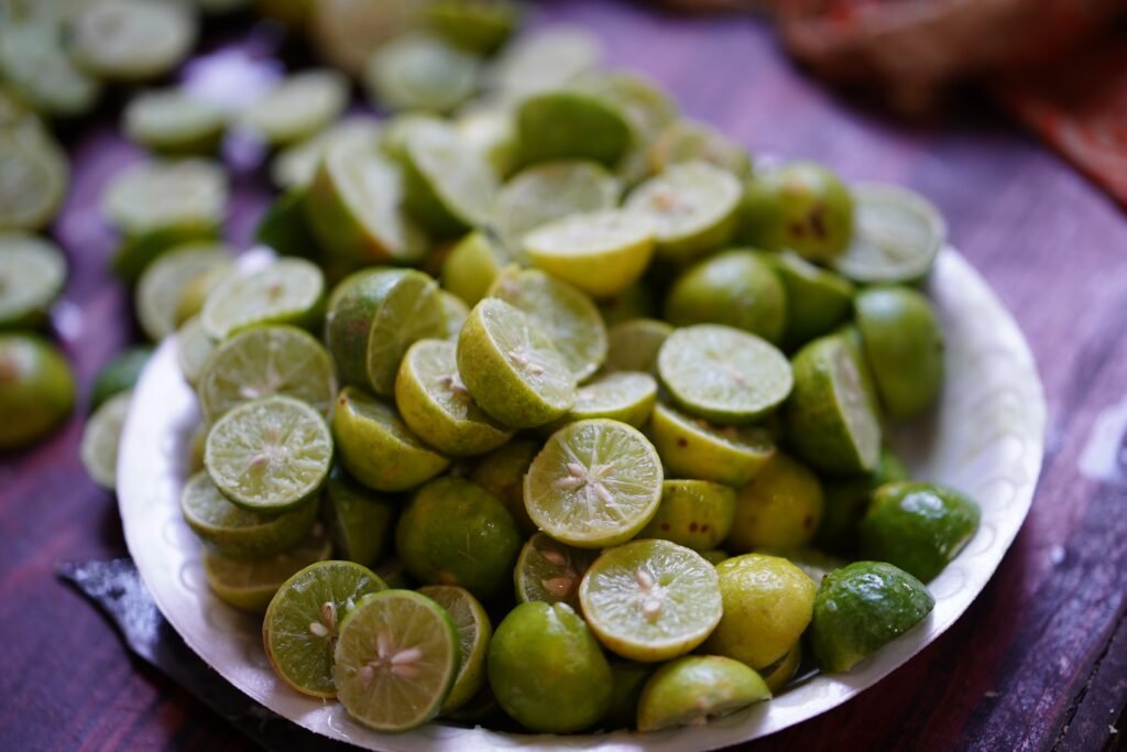 Anti-inflammatory Mediterranean diet with omega 3 rich foods for autoimmune eye protection