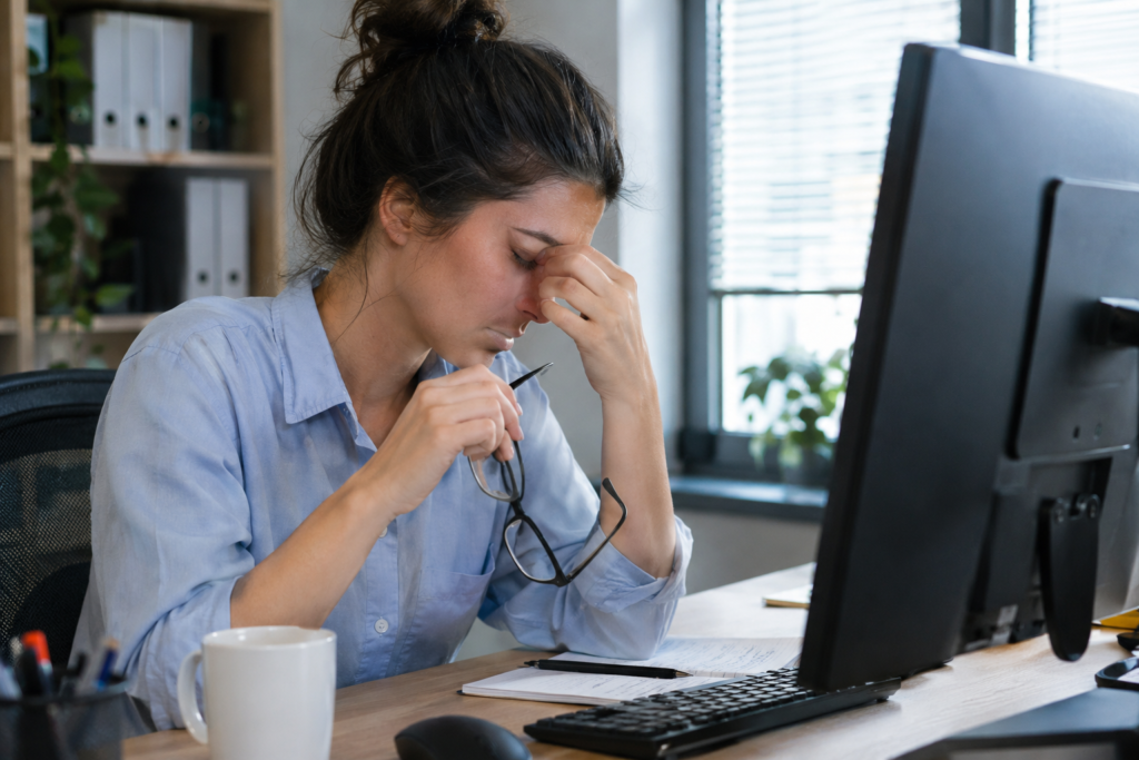 Digital screen focus and dopamine signaling in the brain during prolonged daytime computer work